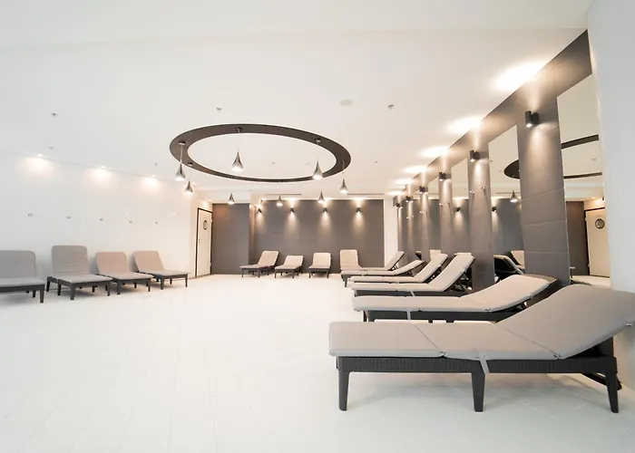 Hanza Tower De Lux Green